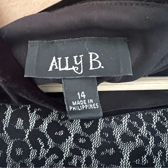 ALLY B. Elegant Black and Gray/Silver Leopard Print Dress Size 14 - Picture 5 of 6